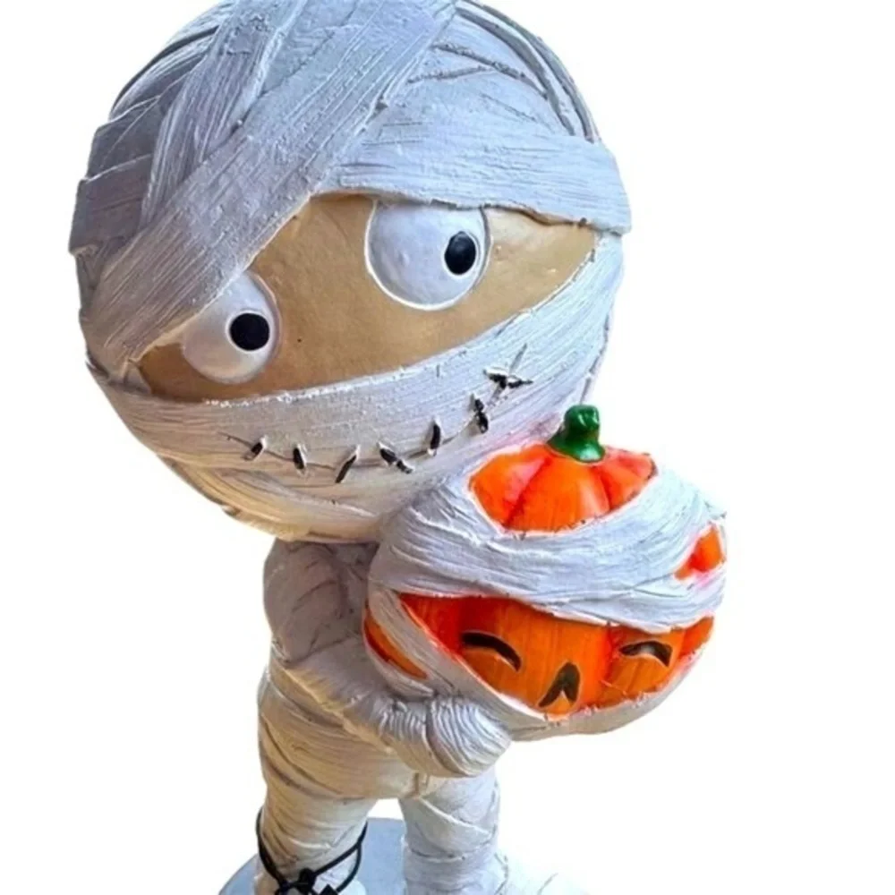 NWT Cynthia Rowley Curious Halloween Mummy with Pumpkin Figurine 10